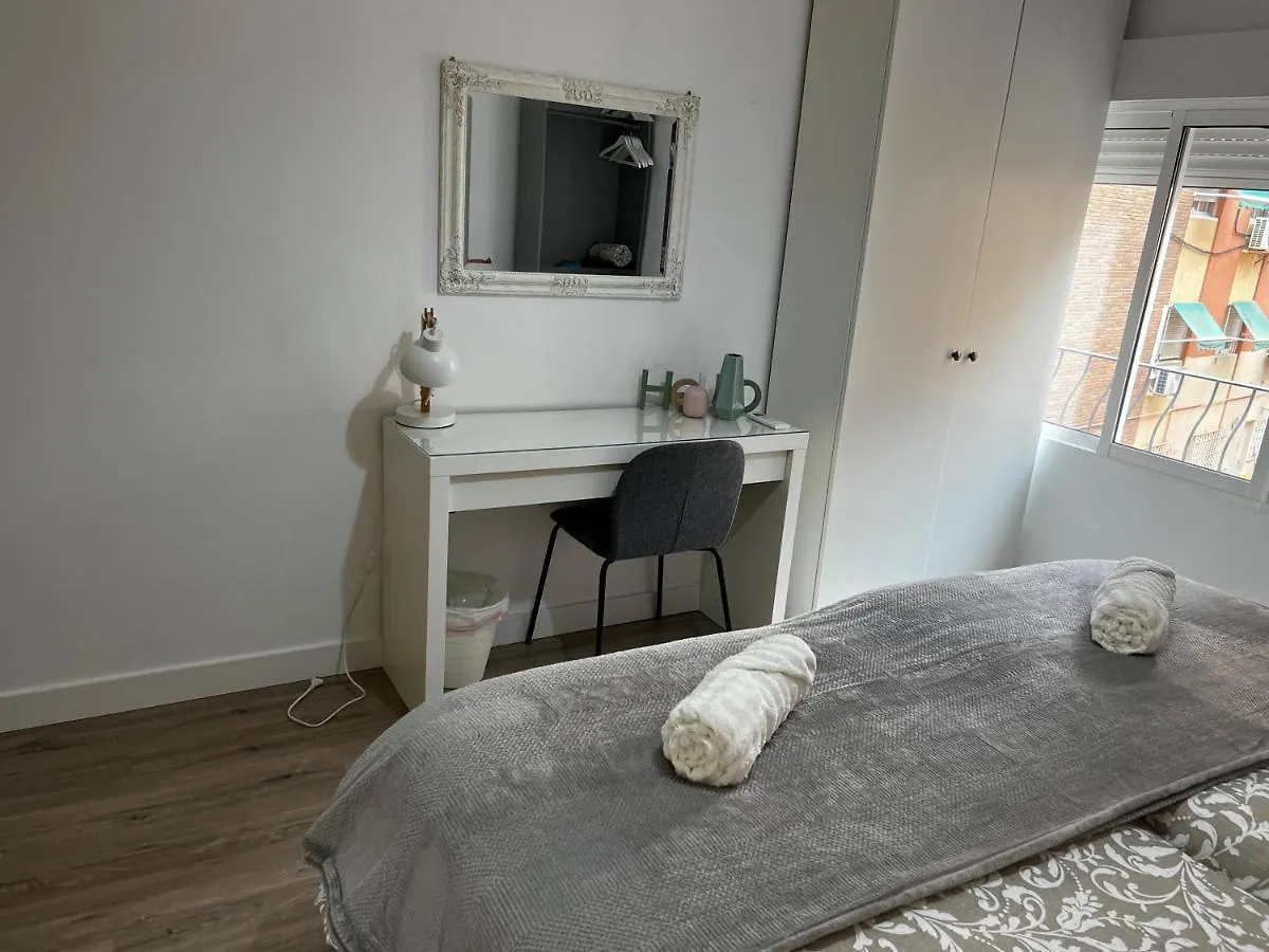 Appartement 2-Centro Historico Malaga Grupos Parking Gratis 0*,